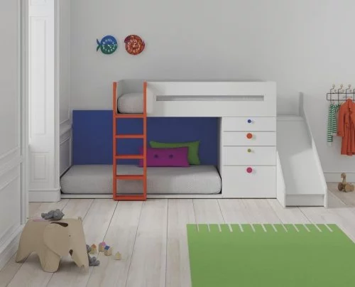 Train bunk-bed with slide in colour Blanco