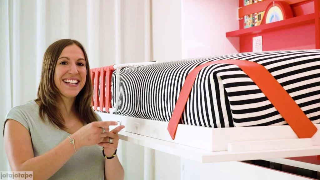 YouTube video preview