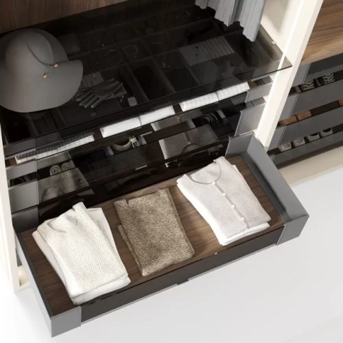 Detail of the Elegance Line drawers for wardrobe interiors