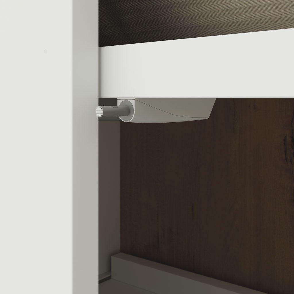 Push system for opening doors with a simple press